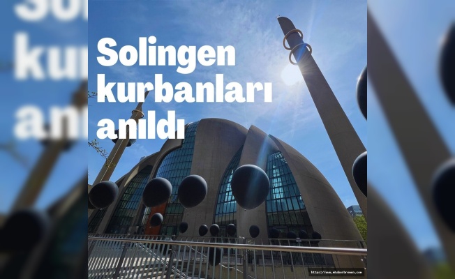 Solingen saldırısının kurbanları 30’uncu yılında anıldı