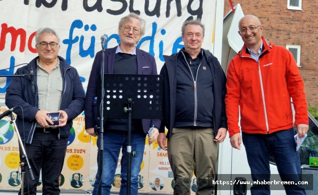 Hamburg'da barış ve dayanışma festivali düzenlendi